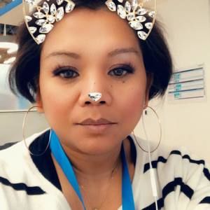 Meet your Posher, Jennifer